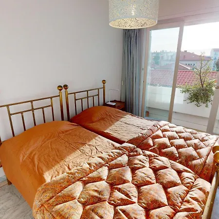 3p à Avec Balcon, Parking Privé Et Proche Plages - Fr-1-196-347 Appartement Menton