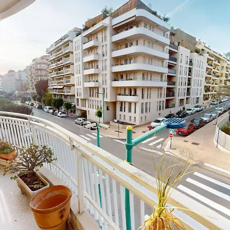 Spacieux 3p Avec Balcon Et Parking A - Fr-1-196-347 Апартаменти *